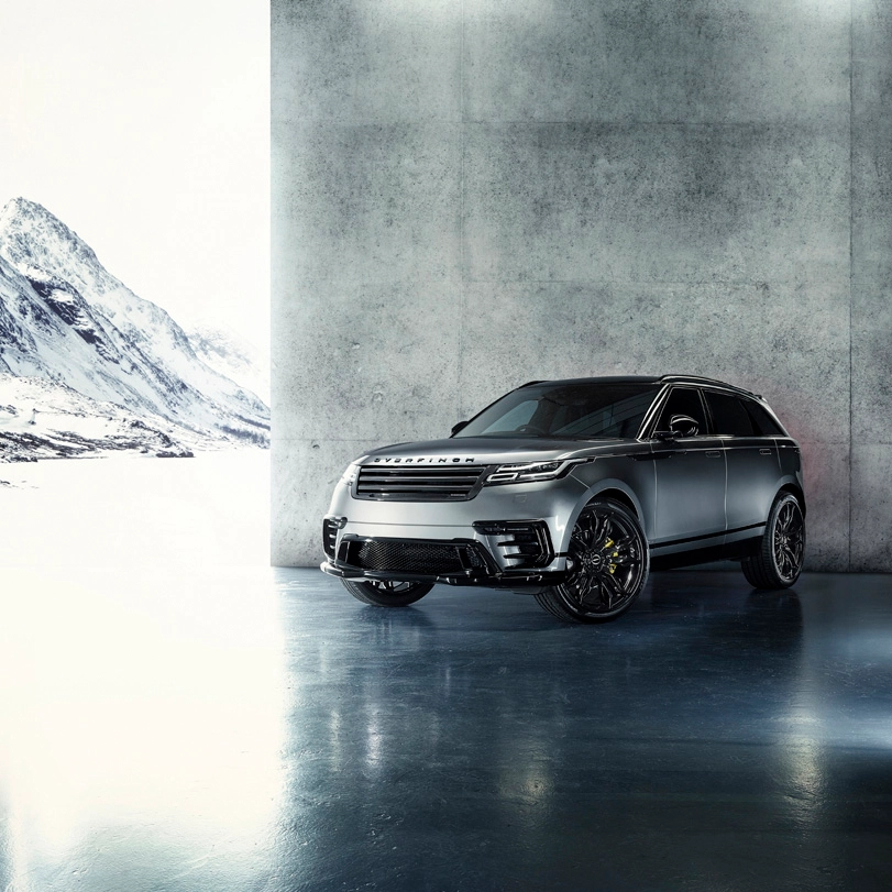 packshot-auto-silver-car-coldbacklight-nov25
