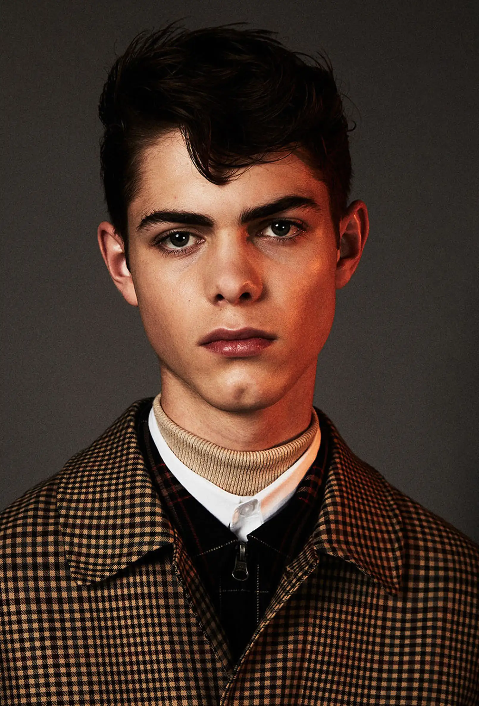 packshot-campaign-mens-checked-coat-warmlight-nov25