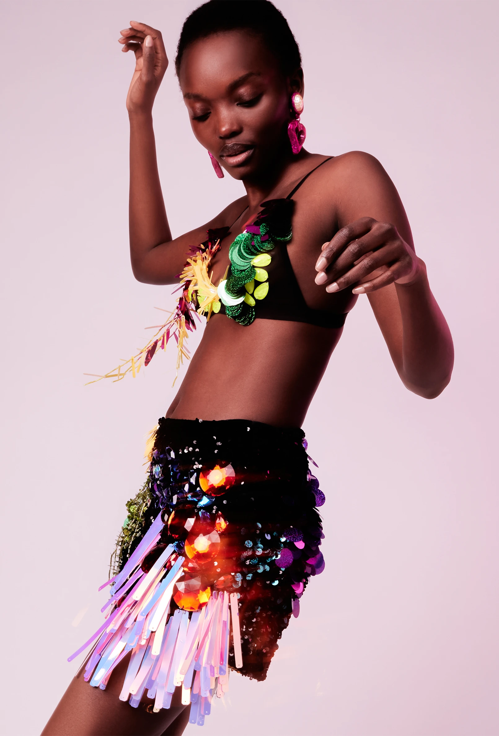 packshot-campaign-sequin-bra-skirt-pinkbg-nov25