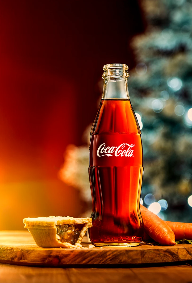 packshot-drinks-coca-cola-bottle-festive-warmlight-nov25