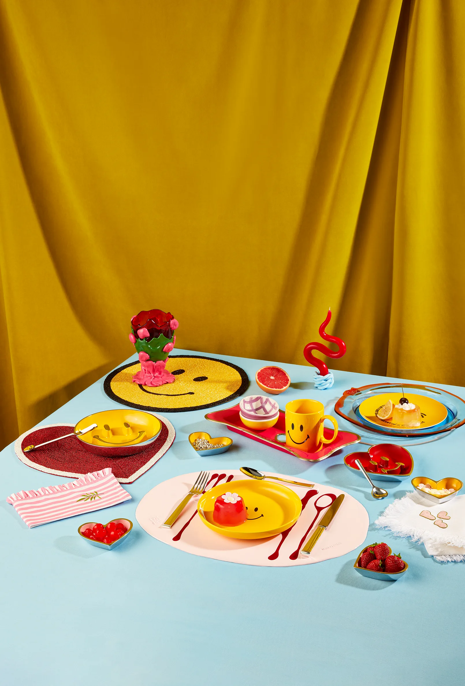 packshot-homeware-smiley-tableware-brightlight-nov25