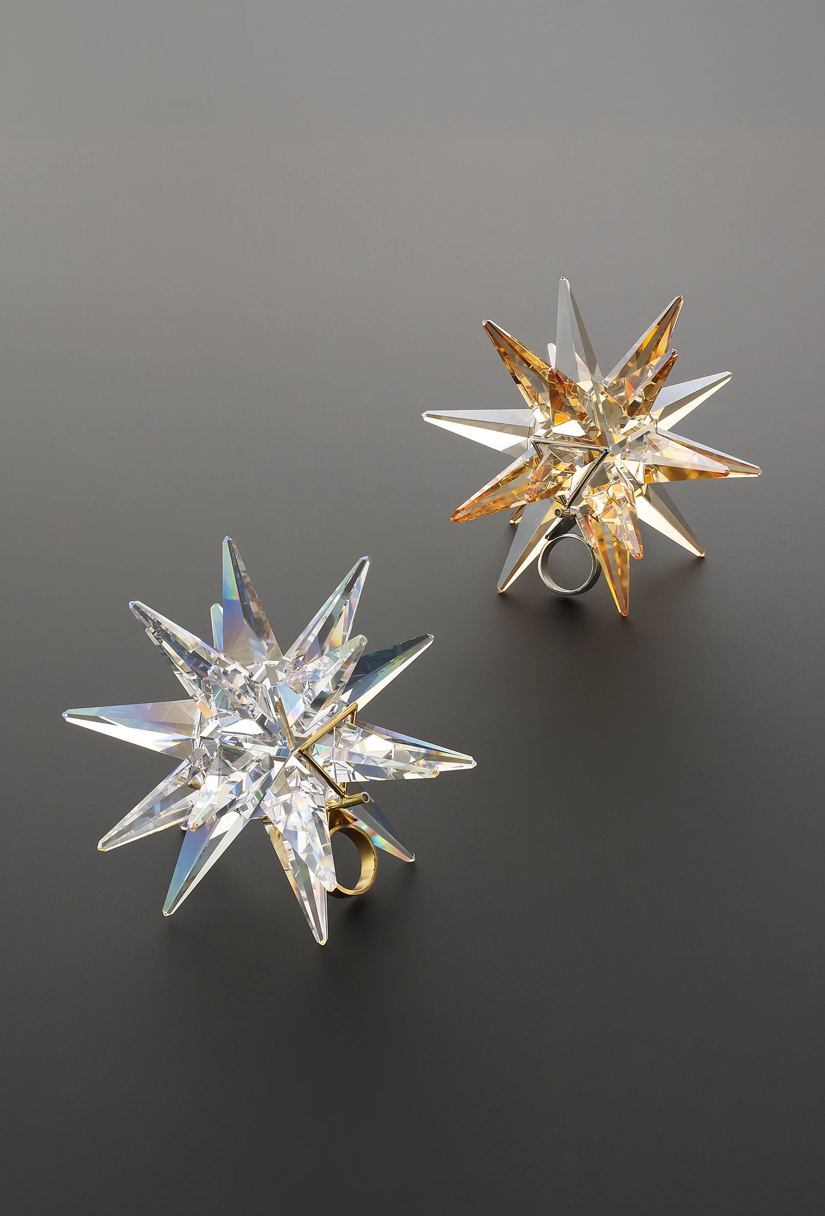packshot-jewellery-crystal-star-rings-softlight-nov25