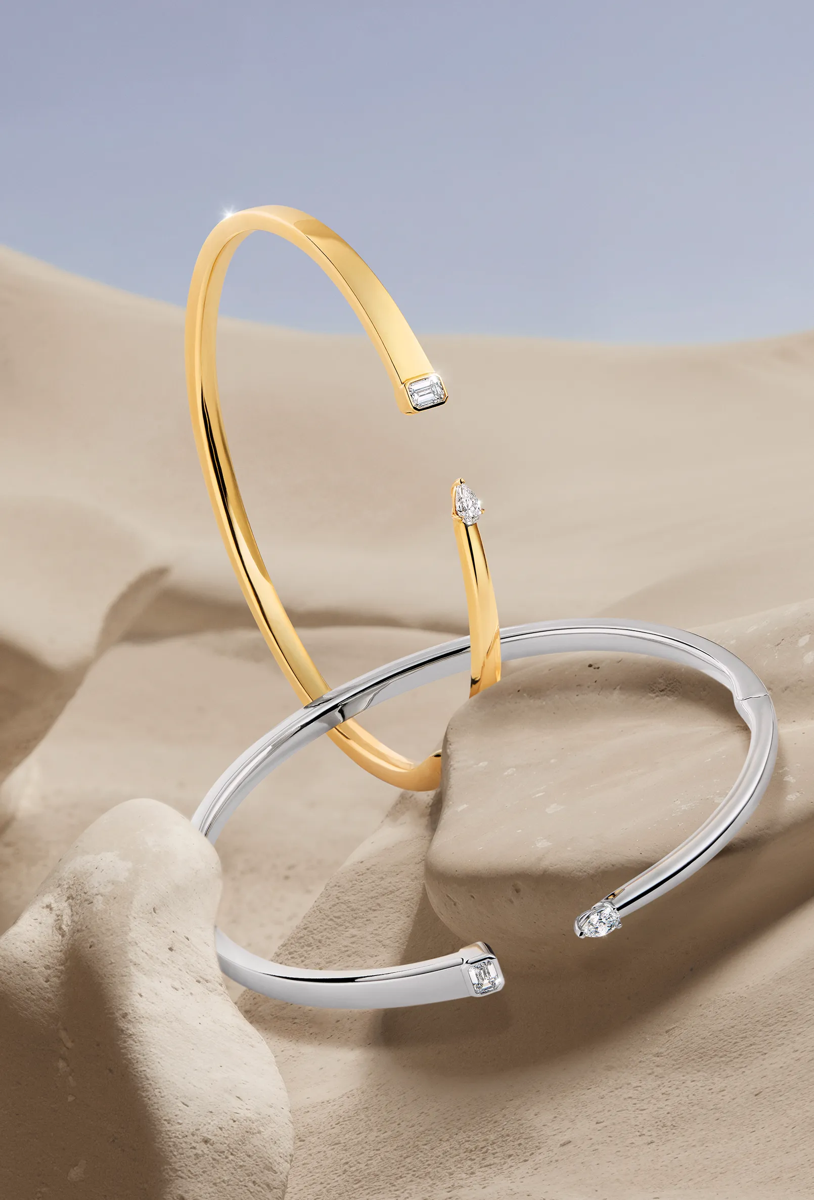 packshot-jewellery-gold-silver-bangles-warmlight-nov25